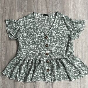 SHEIN Green Peplum Cheetah/Leopard Print Short Sleeve Blouse Turtle Buttons